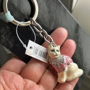 🖤NEW🔺Alexander Kalifano Cream Cat Pendant/Keychain in original packaging